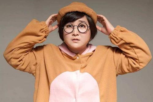 娱乐圈摆烂吃瓜郁可可,吃瓜日常与系统奇遇