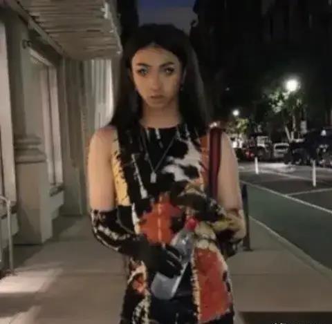 喜欢娱乐八卦的吃瓜人,吃瓜人生，揭秘明星幕后故事